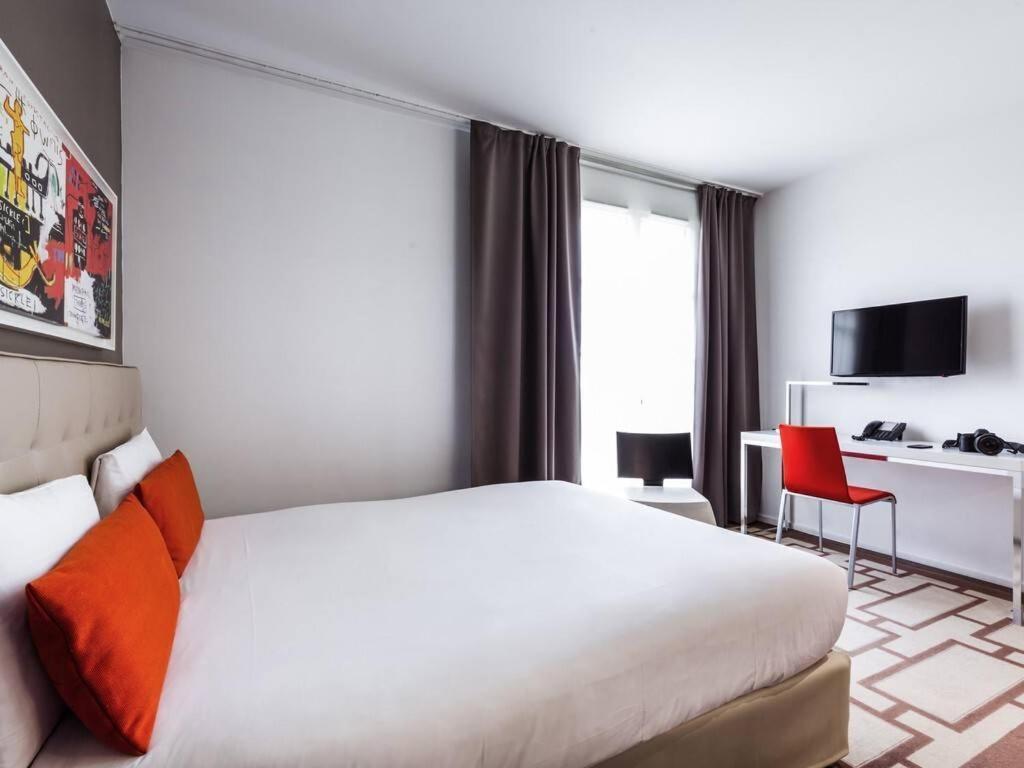 Disneyland Deluxe Flat, Outside Pool, Climatisation, 1 Min To Disney Parks 塞里斯 外观 照片